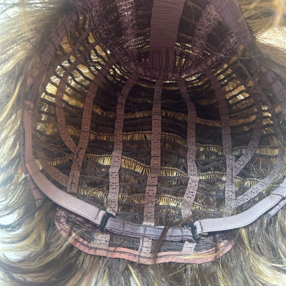 Pixie Style Wig - Picture 8 of 8
